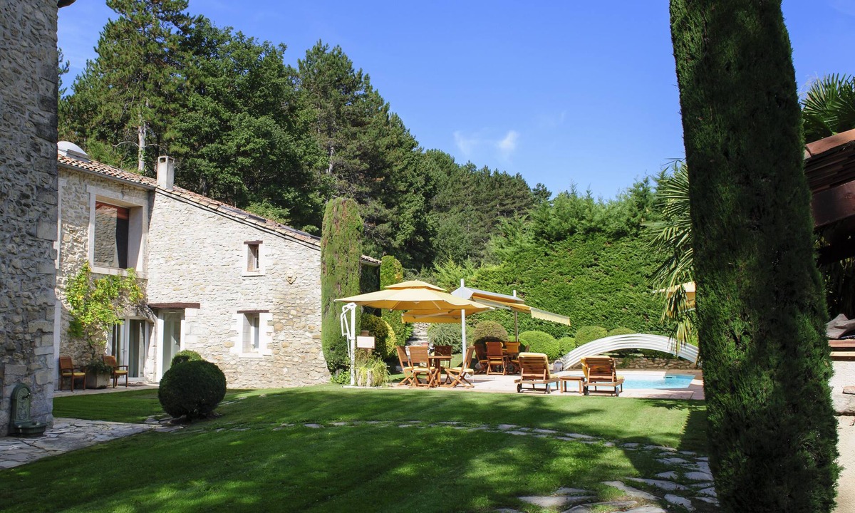 Forcalquier House | Gite Studio Standard Dans Demeure Provençale en Pleine Nature, spa et Piscine