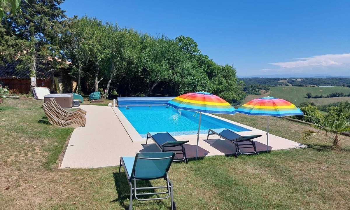 Saint-Frajou Apartment | gite the medlar domain cap de coste