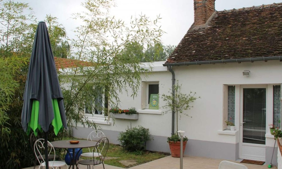 Thoury Cottage | Gite Thoury, 2 bedrooms, 4 persons