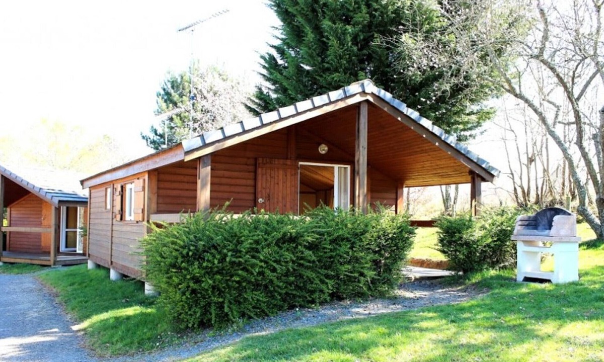 Treignat Cottage | Gite Treignat, 2 bedrooms, 4 persons