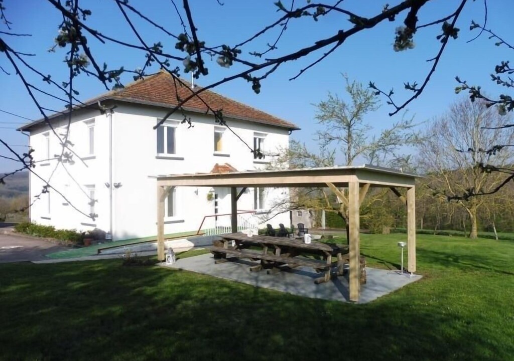 Velle-sur-Moselle House | Gite Velle-sur-Moselle, 6 bedrooms, 14 persons