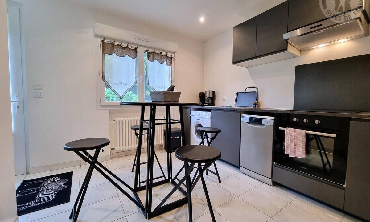 Vigny Cottage | Gite Vigny, 2 bedrooms, 5 persons