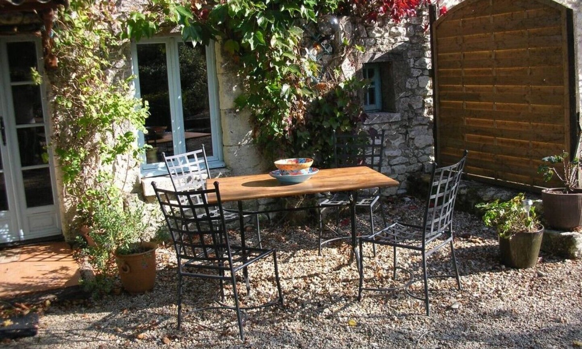 Serigny House | Gite with Original Features but Modern Comforts