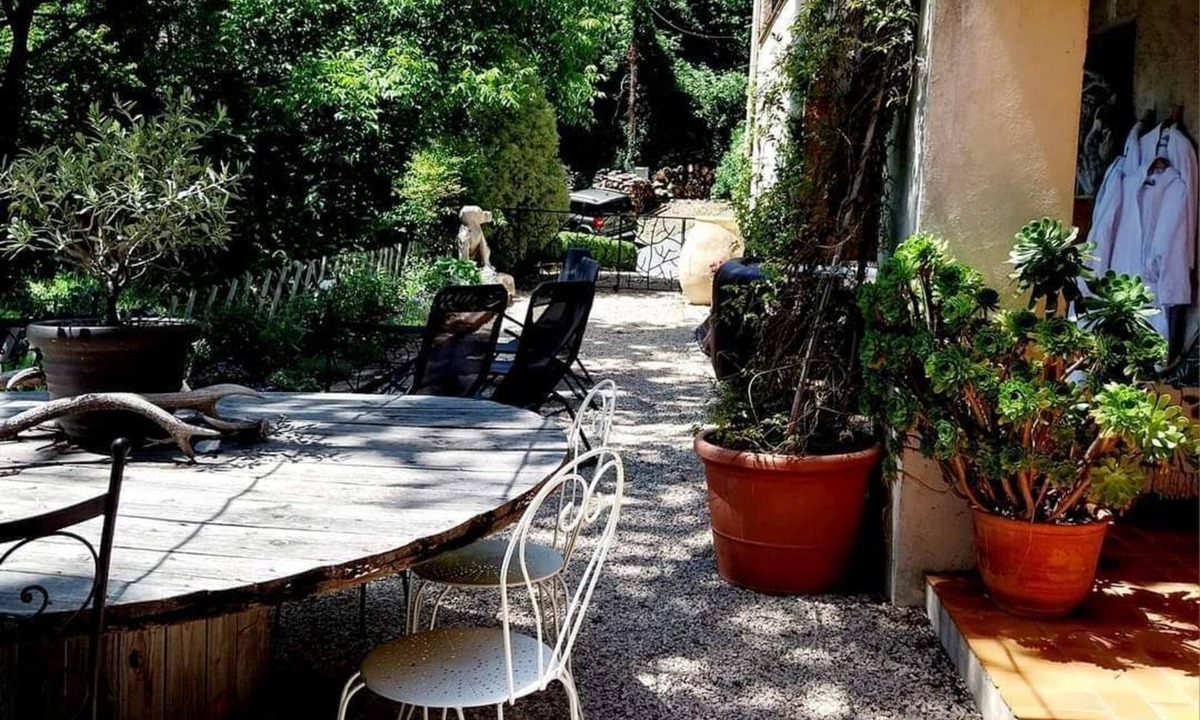 Greolieres House | Gite with private garden (SPA optional)