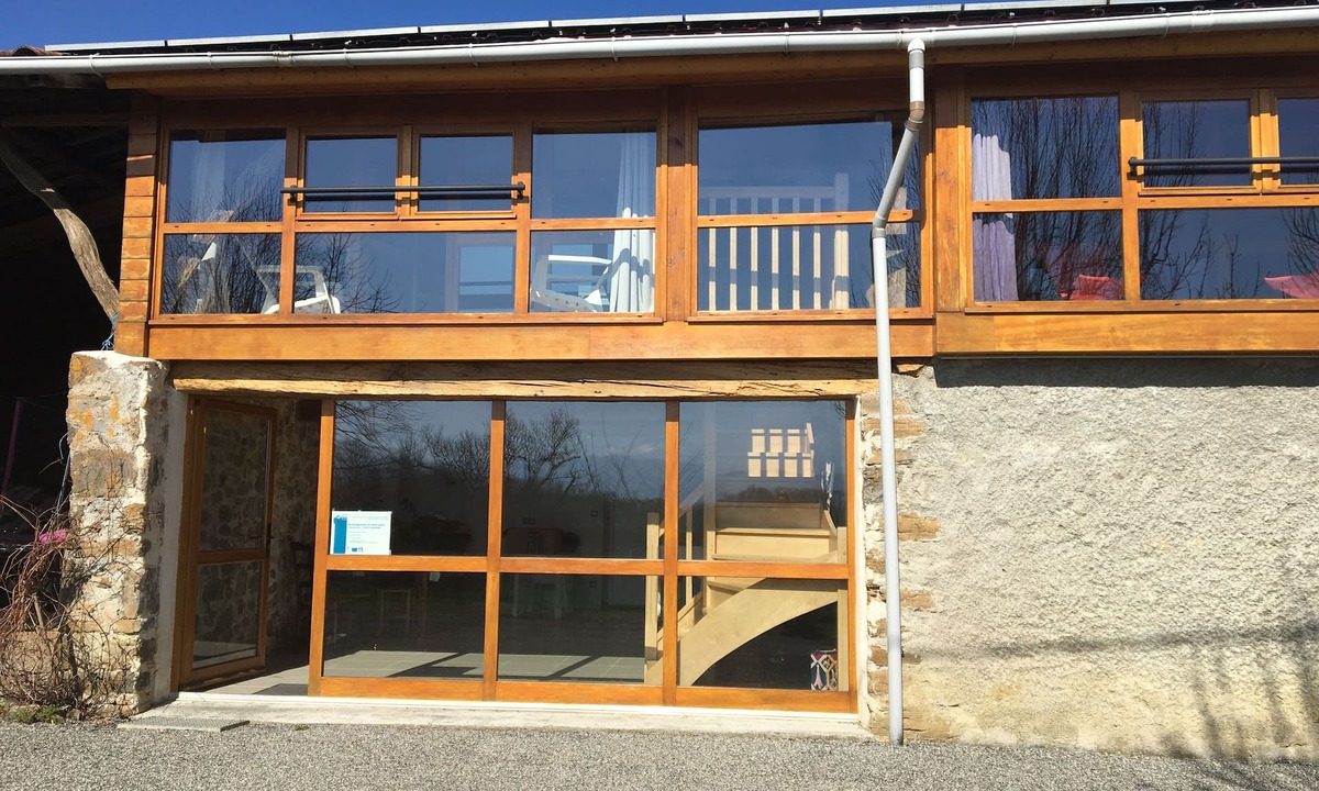 Camarade Cottage | Gîte with swimming pool and view of the Pyrenees
