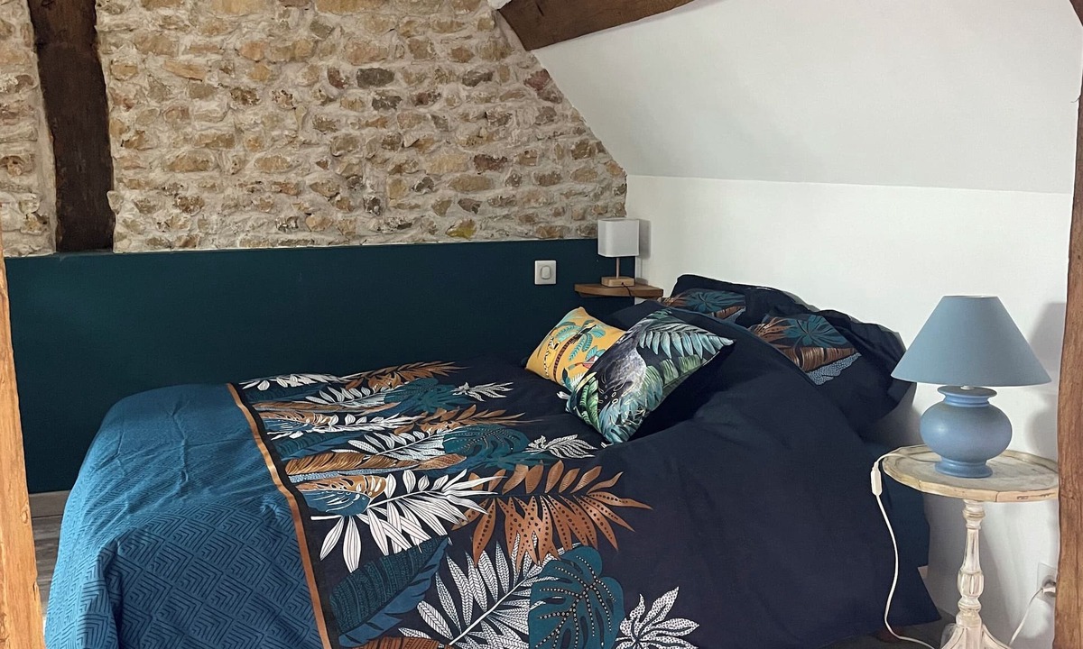 Prissac House | Gite with swimming pool "Le Chatel