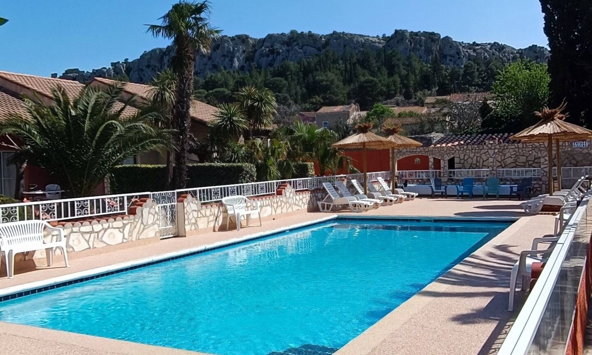 Roquefort-des-Corbieres House | Gitelacapelle with 2 swimming pool bedrooms, 10mm from wild beaches, tropical setting .