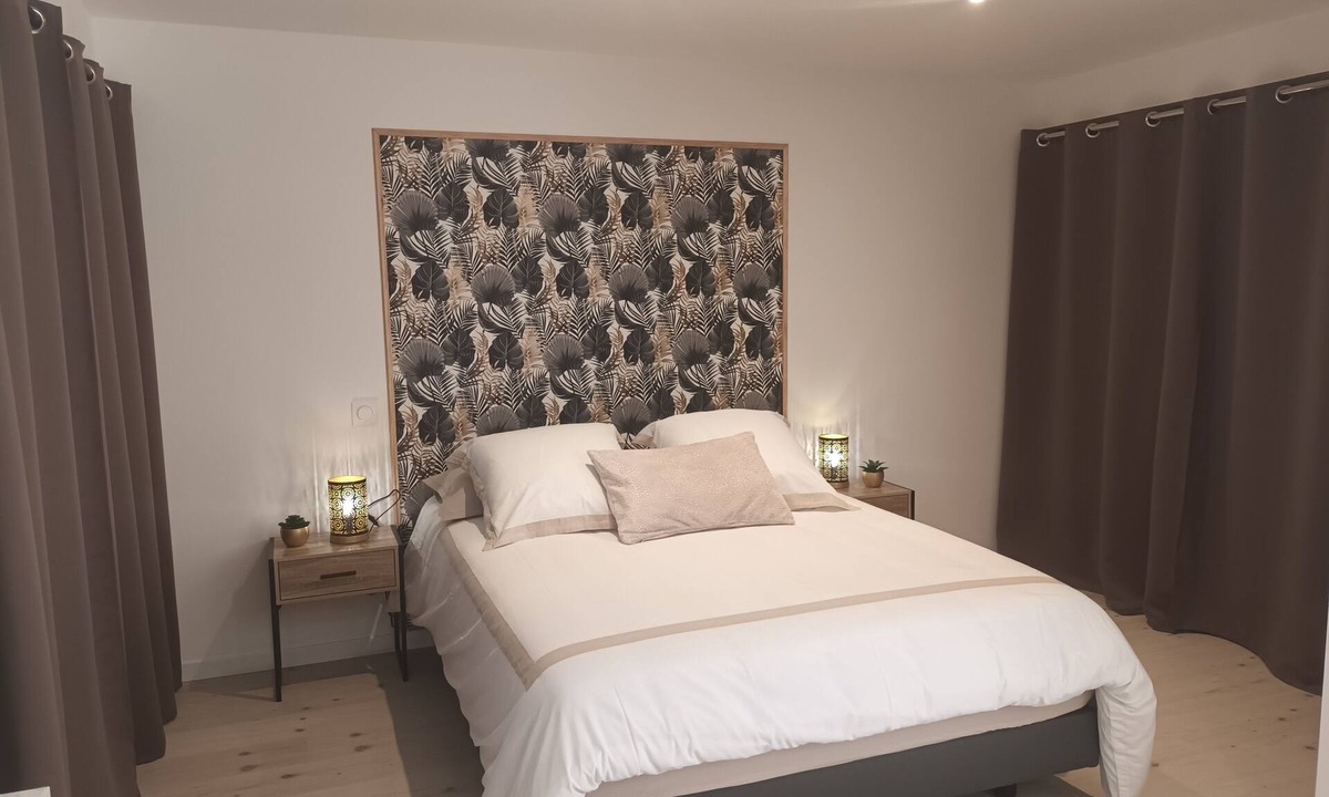 Ploumagoar House | Gites Gambetta magnificent Studio Cozy