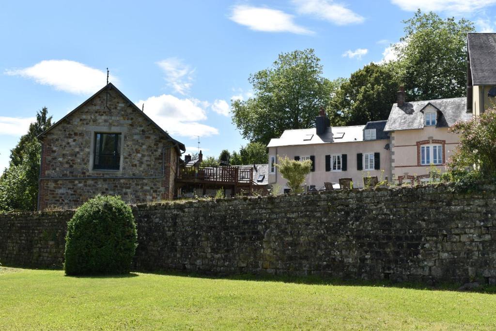 Le Neufbourg House | Gites in Le Neufbourg -Mortain