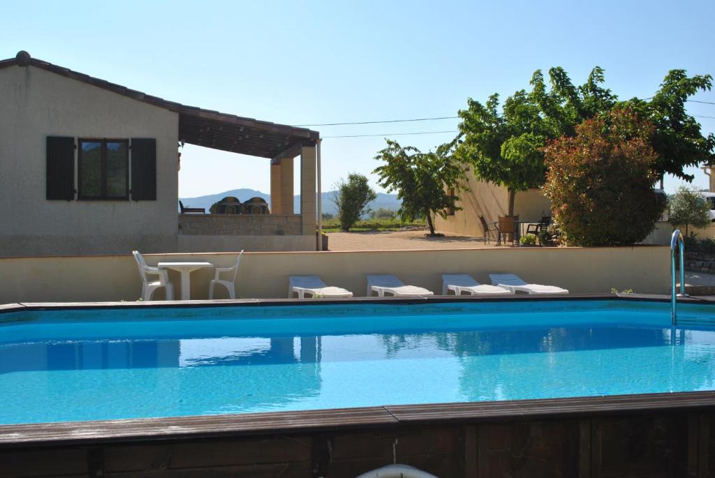 Banne House | Gites Le Soleil Souriant