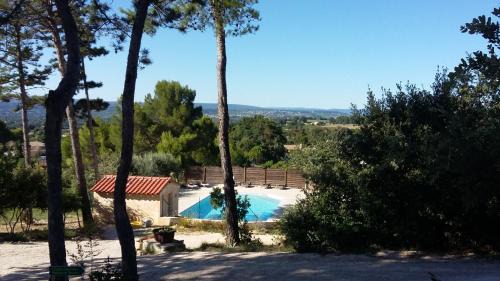 Pont-Saint-Esprit House | Gites Les Chrisalies