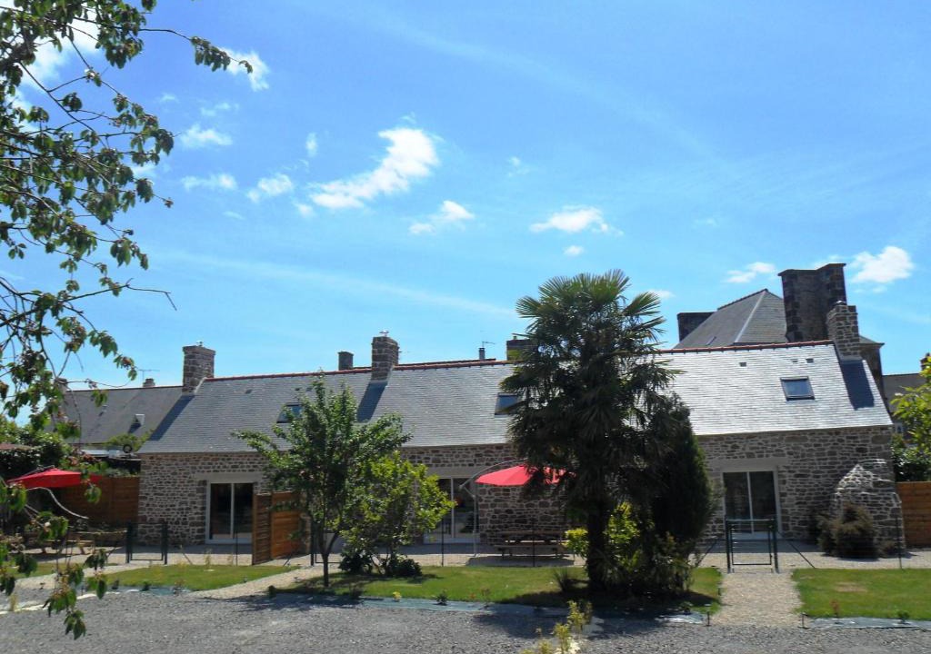 Sains House | Gites Mont Saint Michel "AUCOEURDELABAIE"