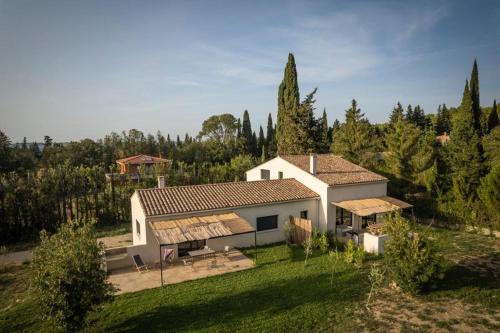 Saint-Etienne-du-Gres Villa | Gites notre dame du château