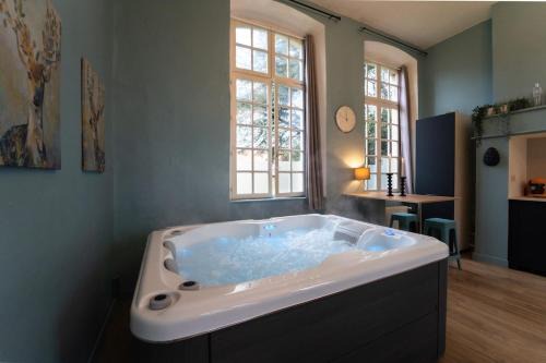 Saint-Leonard Apartment | GJ Holiday Escapes Le Spa du Château