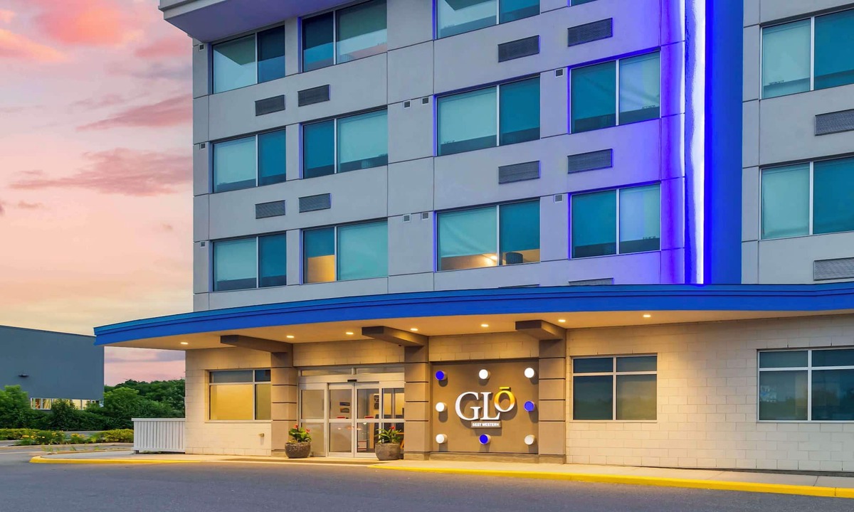 Ottawa Division Hotel | GLō Best Western Kanata Ottawa West