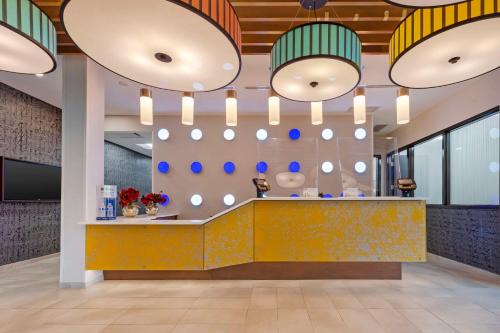 Ottawa Division Hotel | GLō Best Western Kanata Ottawa West