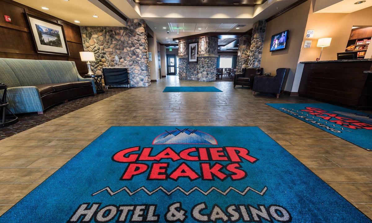 Browning Hotel | Glacier Peaks Hotel
