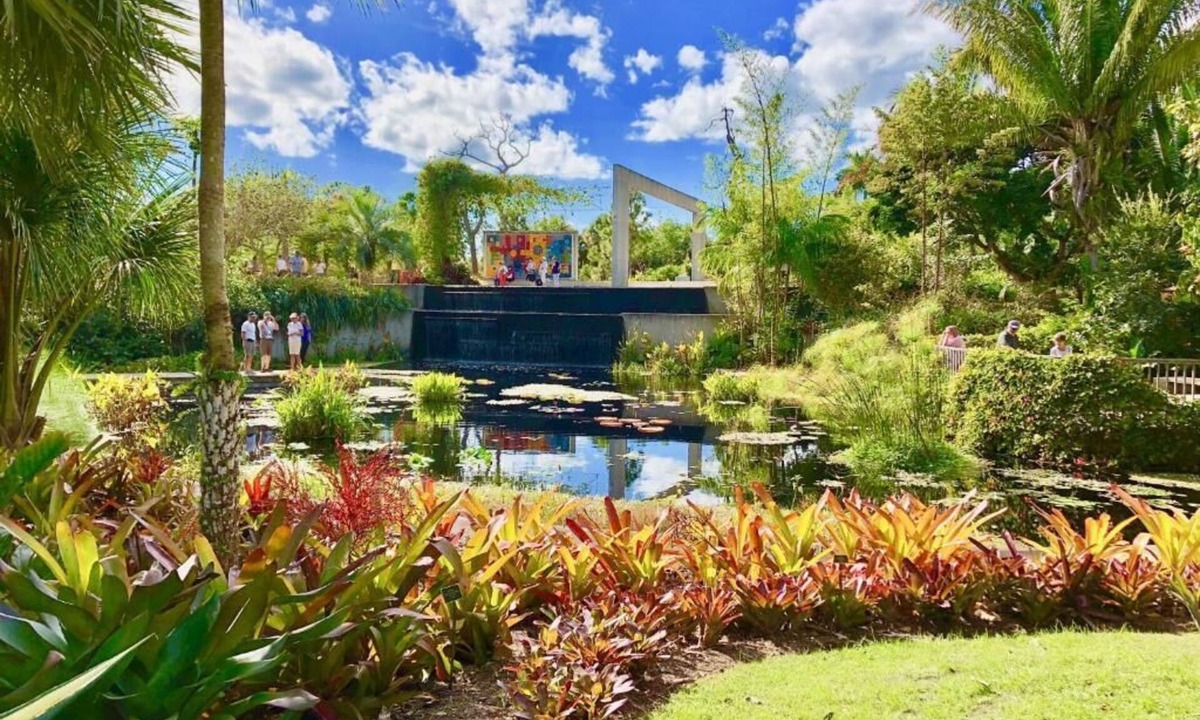 East Naples Hotel | Glades Motel