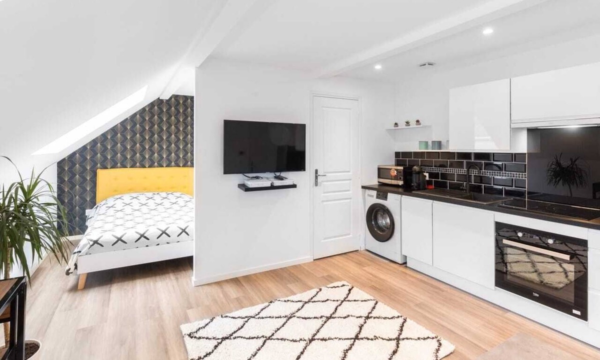 Reims House | Glam bright apartment 2nd floor