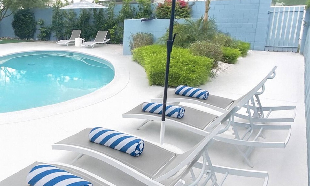 Security Acres House | GLAM RESORT STYLE LUXURY IN OLD TOWN SCOTTSDALE. DUAL PRIMARY BDRMS. HEATED POOL