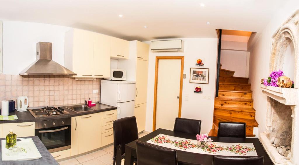 Cove Tri Zala (Zrnovo) Apartment | Glamour of Korcula