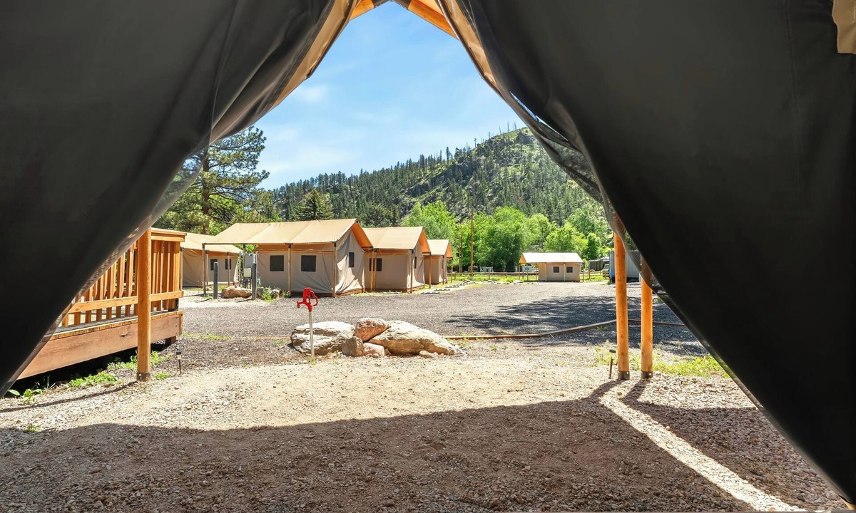 Poudre Park House | Glamp 11- Red Tailed Hawk