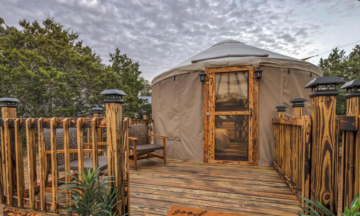 Marble Falls Apartment | Glamp in the hill country!