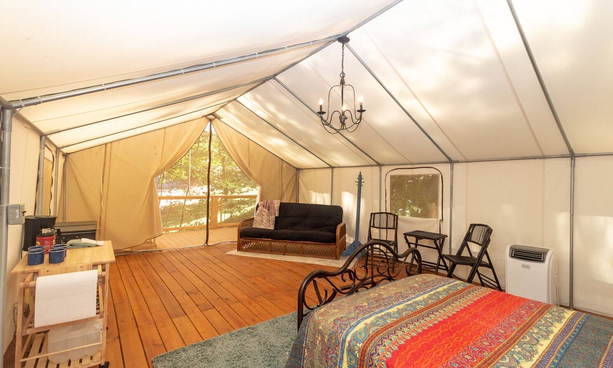 Copperhill RV Rental | Glamping at Copperhill - Miner
