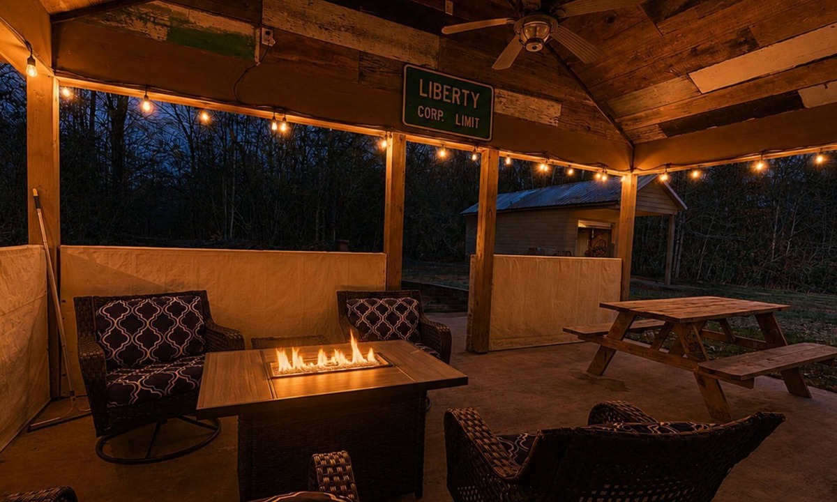 McCall Creek Cabin | Glamping Cabin Near Homochitto | Starlink + Fire Pit