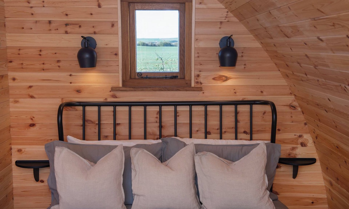 Muston Cottage | Glamping Pod 2 Presence