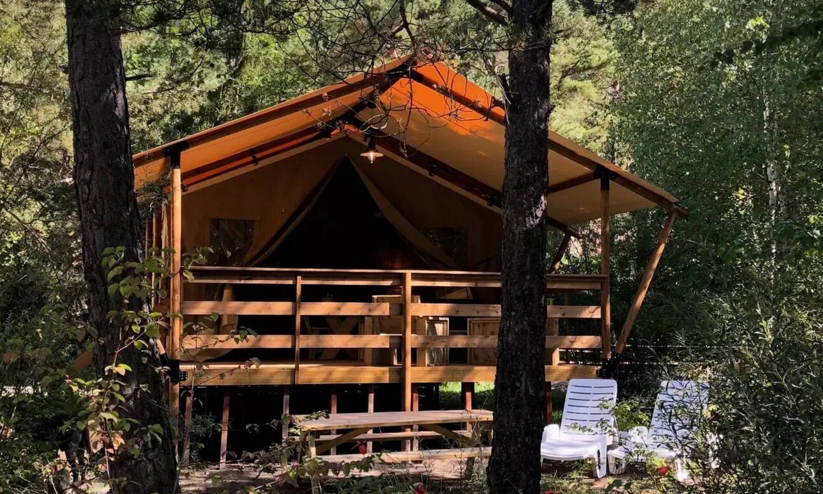 Meolans-Revel House | Glamping Tent 3 - 6 persons