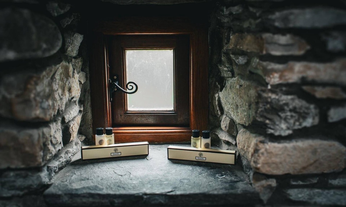 Cwmbach Apartment | Glas, our first floor twin only studio