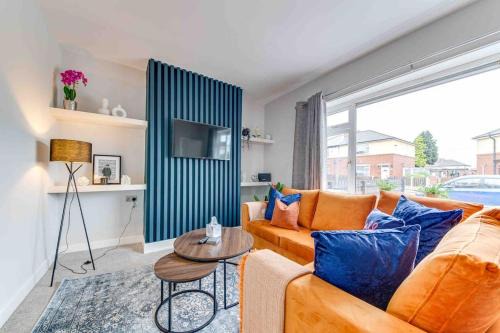 Thurnscoe House | Glasswing Stays The Collier's Rest