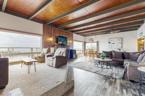 Gleneden Beach House | Gleneden BeachFront Getaway