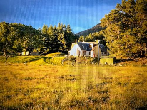 Kingussie House | Glenfeshie Hostel