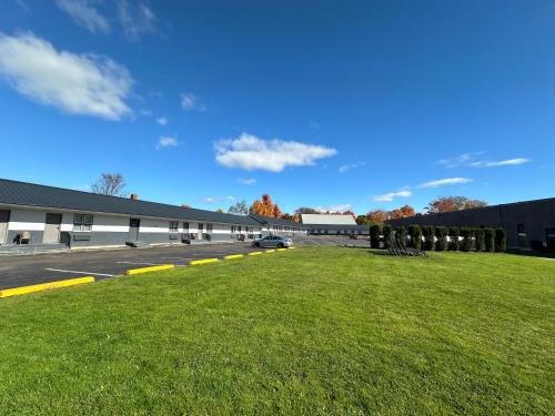 Truro Hotel | Glengarry Extended Stays