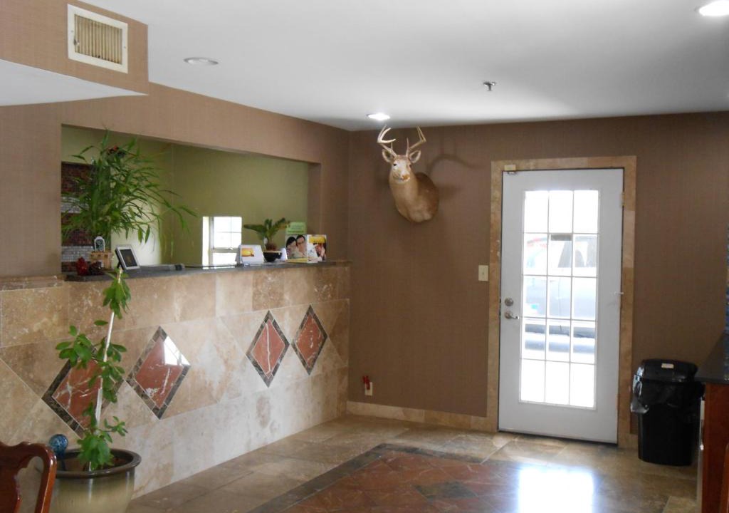 Glennville Hotel | Glennville Inn