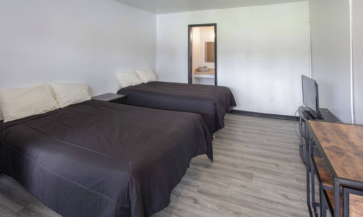 Springfield Hotel | Glenstone place extended stay motel