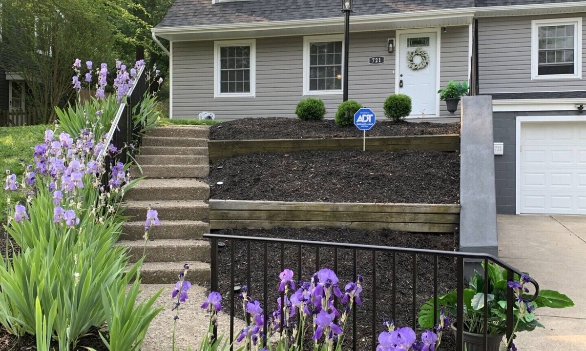 Erie House | Glenwood Retreat - Close to it All!
