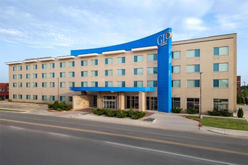 Enid Hotel | GLō Best Western Enid OK Downtown - Convention Center Hotel