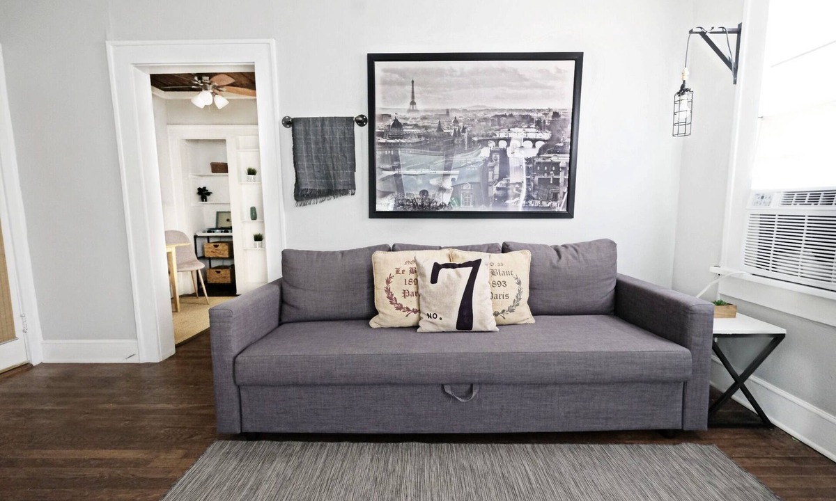 Lower Greenville Apartment | Global Cup Studio 7 + Lower Greenville