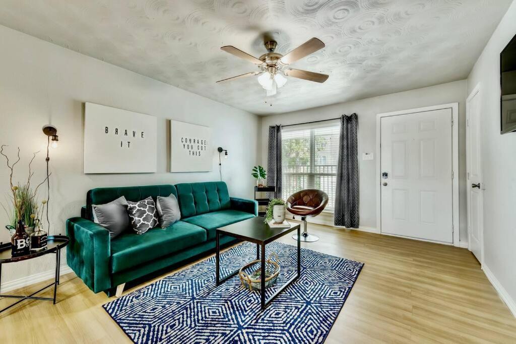 Old East Dallas Apartment | Global Cup The Art Deco and Arboretum Tickets Included