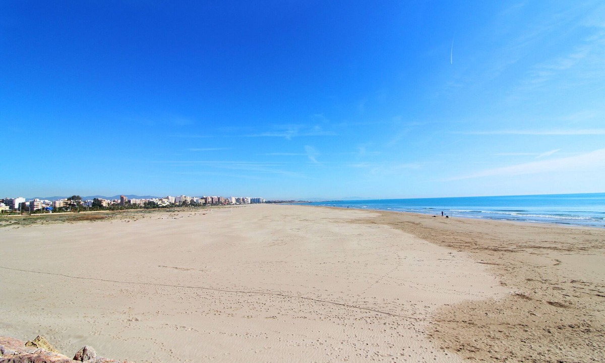 Port de Sagunt Apartment | Global Properties: Downtown apartment in Puerto de Sagunto
