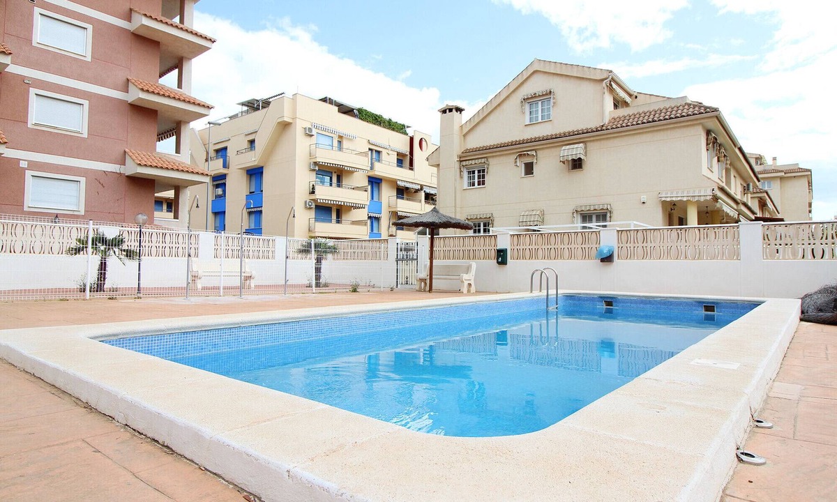 Canet de Berenguer Apartment | Global Vacacional: Studio for couples with pool in Canet beach