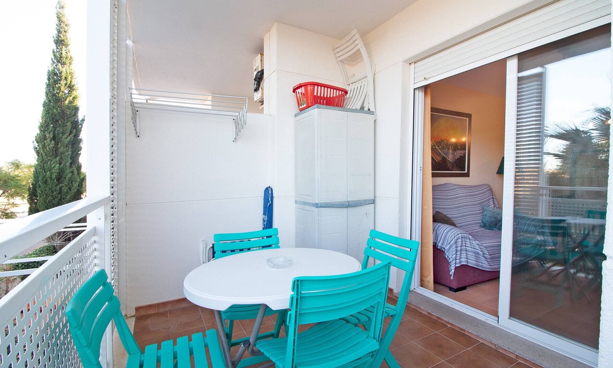 Playa de Almarda Apartment | Global Vacacional: Apartment with pool on Corinto beach