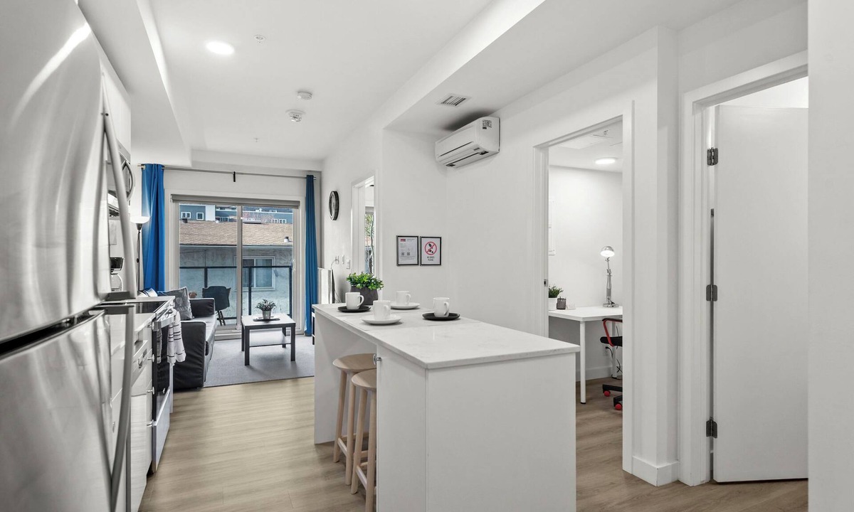 Crescent Heights Apartment | GLOBALSTAY Condo Near the Bow River