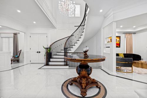Vaughan Villa | GlobalStay Luxury 4 Bedroom House Wonderland Vaughan