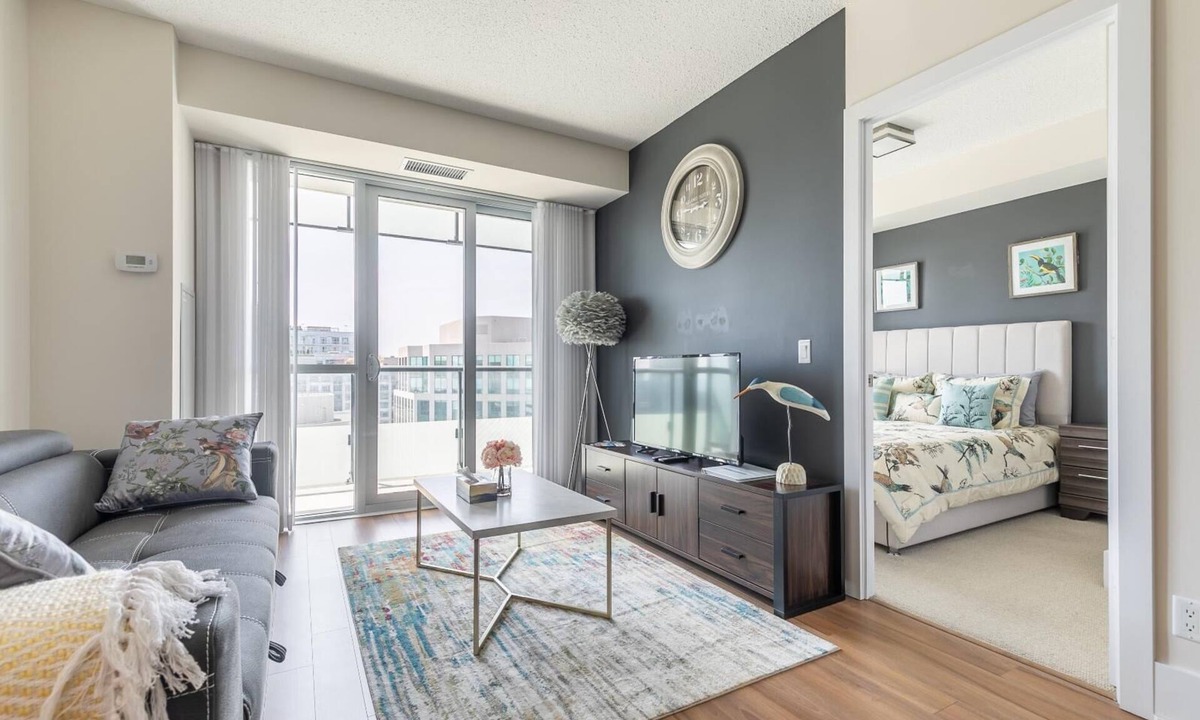 Toronto Entertainment District Condo | GLOBALSTAY. Paradise Birds 1 BR in Downtown