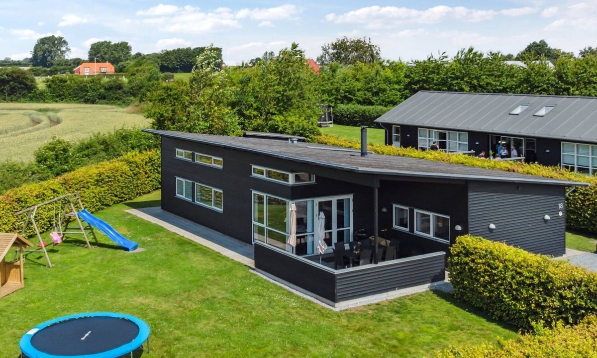 Flovt Strand House | "Gloria" - 500m from the sea by Interhome