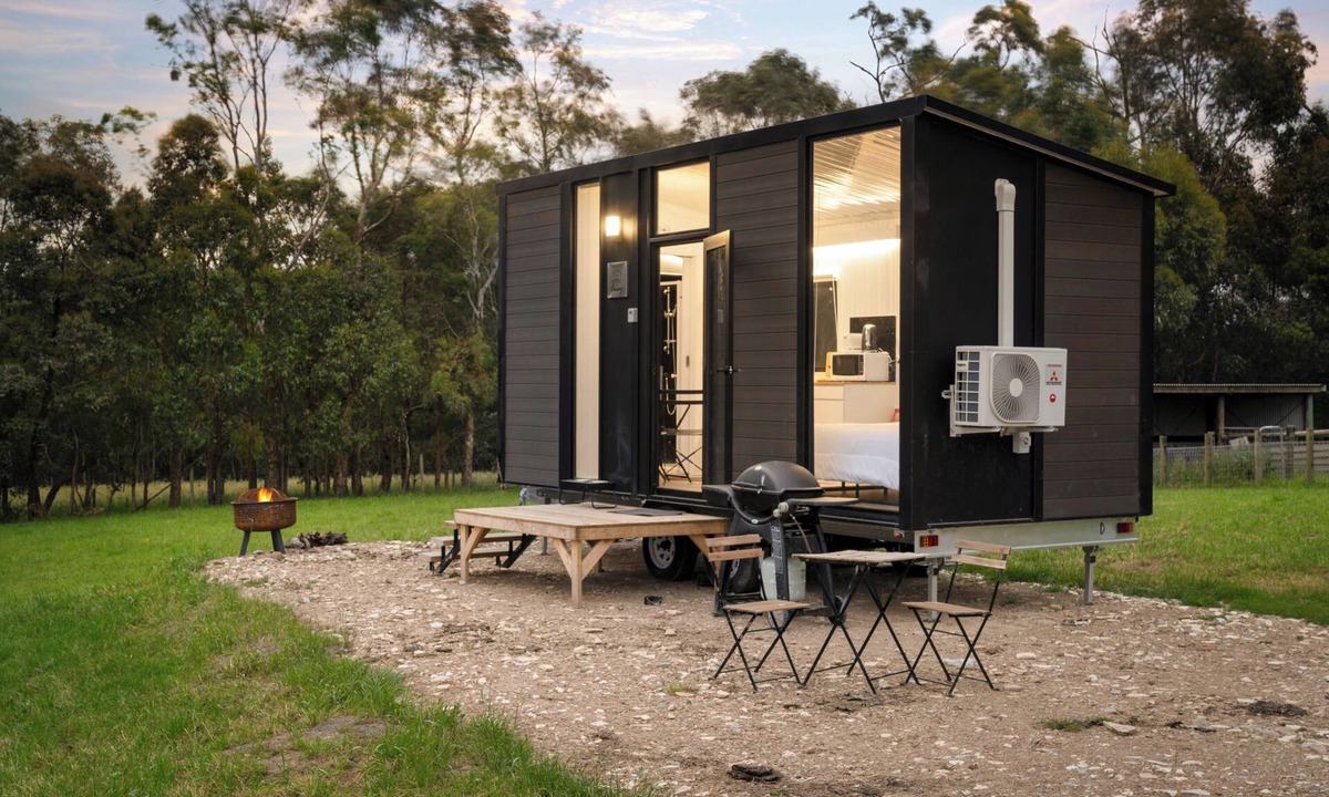 Jindivick House | Glorious Escape by Tiny Away